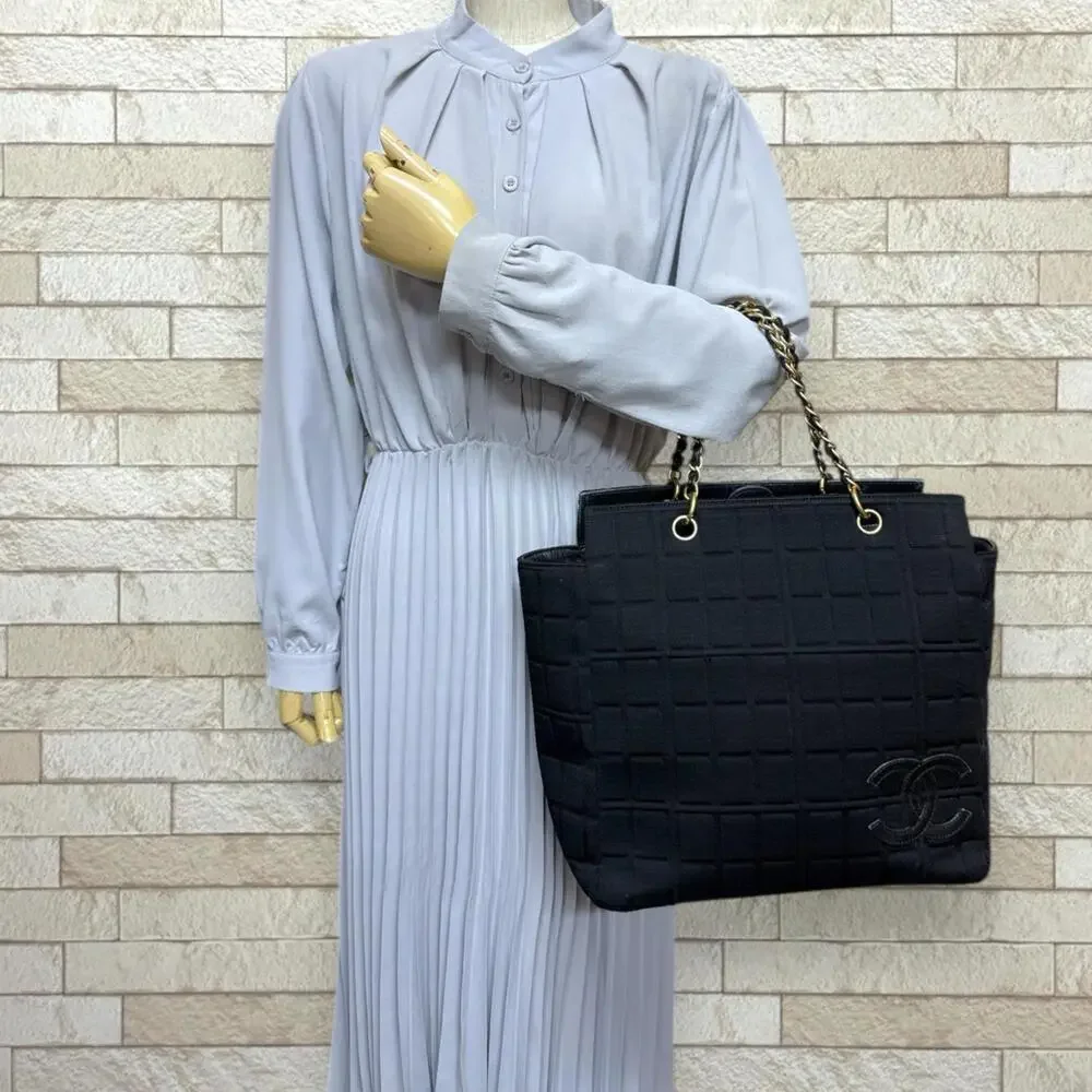 CHANEL Black Tote Bag